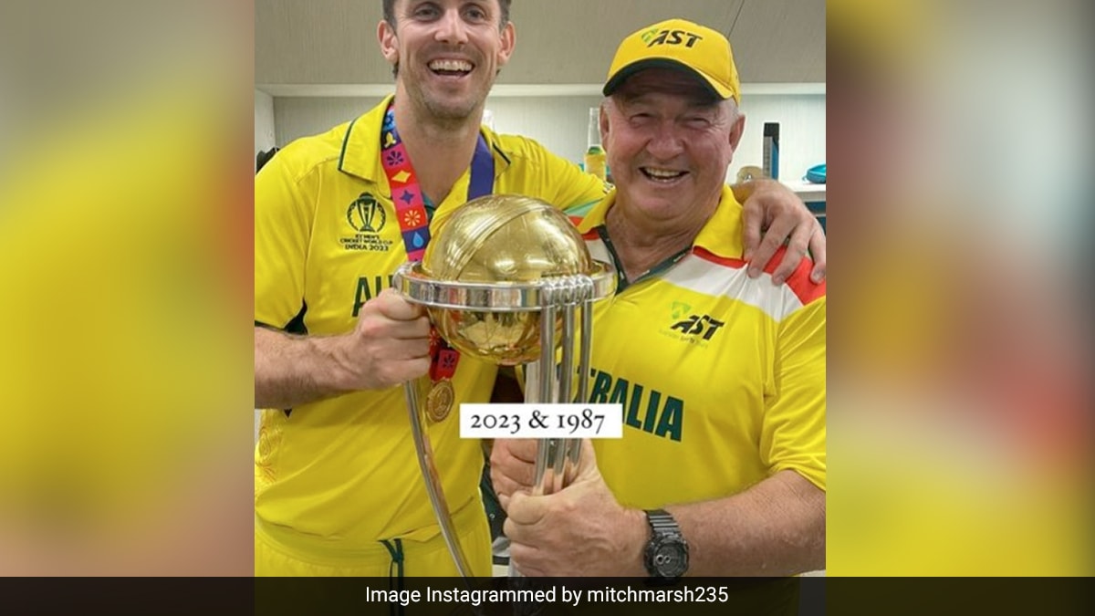 "2023 और 1987": ऑस्ट्रेलिया के मिशेल मार्श ने फादर ज्योफ के साथ विश्व कप जीत का जश्न मनाया |  क्रिकेट खबर