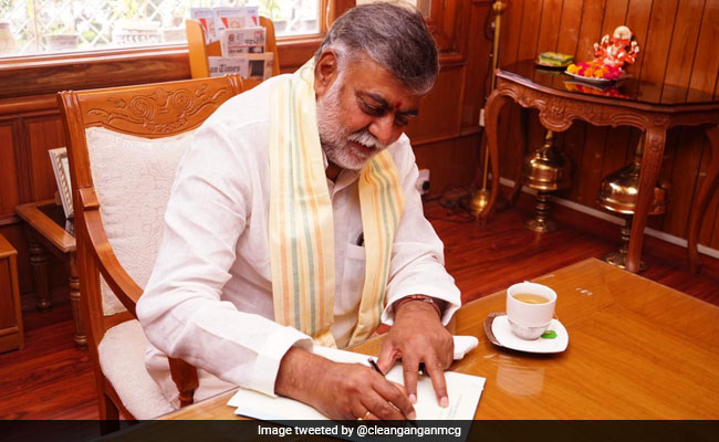 Meet Prahlad Patel: Union Minister Who Is Madhya Pradesh Chief Minister Probable