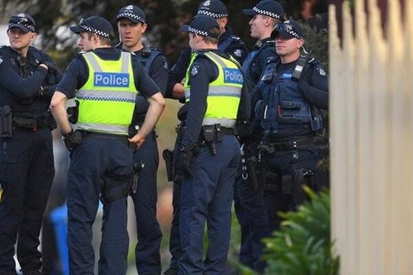 Hundreds Evacuated From Mall In Sydney After Suspected Stabbings: Report