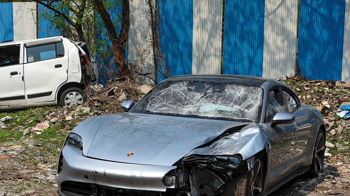 पुणे अस्पताल के डीन ने पोर्श दुर्घटना में अजित पवार खेमे के मंत्री और विधायकों के शामिल होने का दावा किया - News18