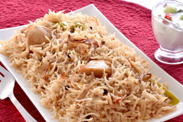 इस गर्मी में चिकन यखनी पुलाव का लुत्फ़ उठाइए, जानिए रेसिपी - News18 Hindi