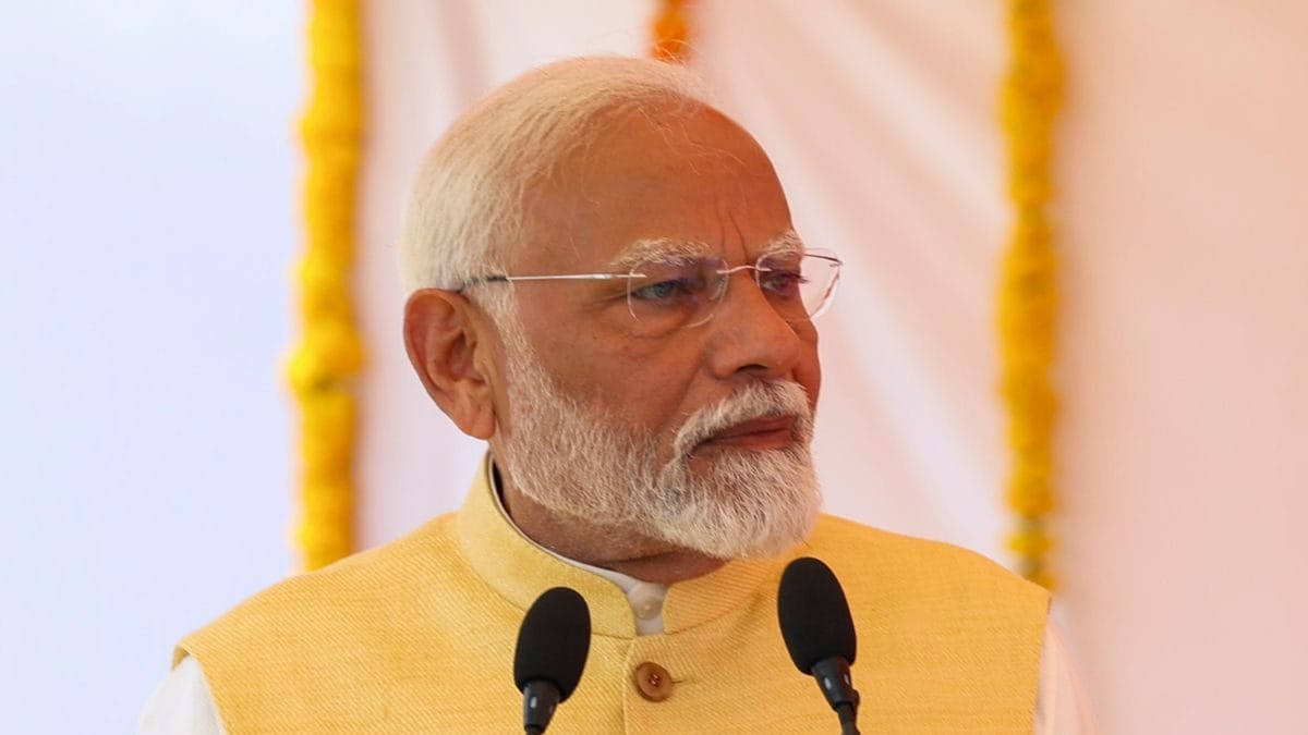 मोदी कैबिनेट 3.0 की पहली बैठक में प्रधानमंत्री ने अपने मंत्रियों से कही ये बात - News18 Hindi